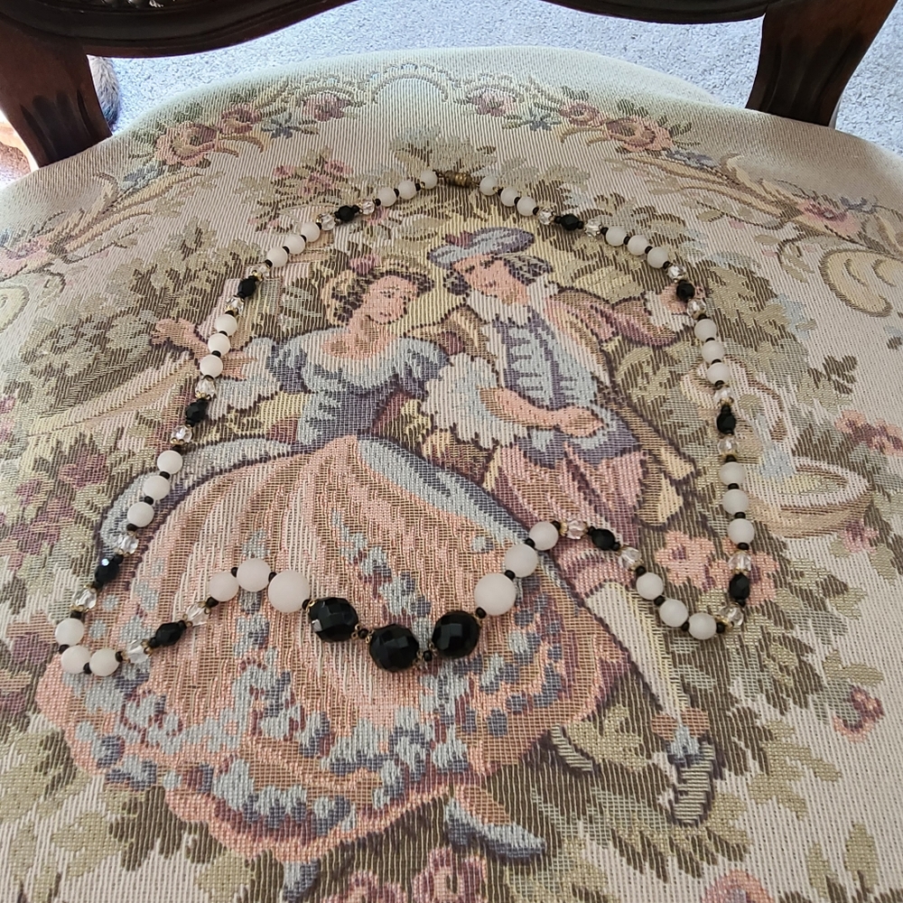Glass beaded necklace